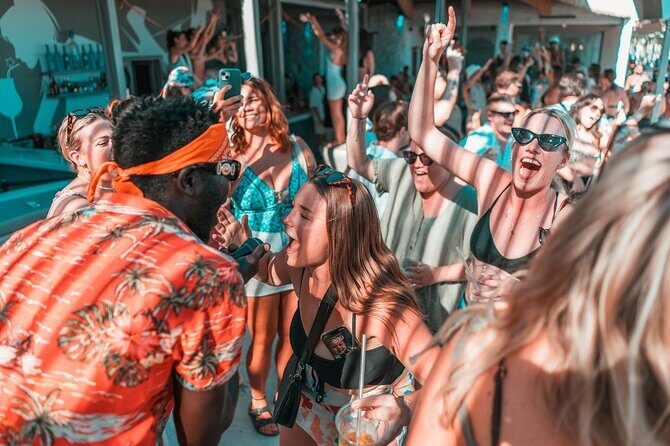 4 Hour Day Party at Beach Clubs in Mykonos - What 4 Hours of Beach-Club Hopping Really Means