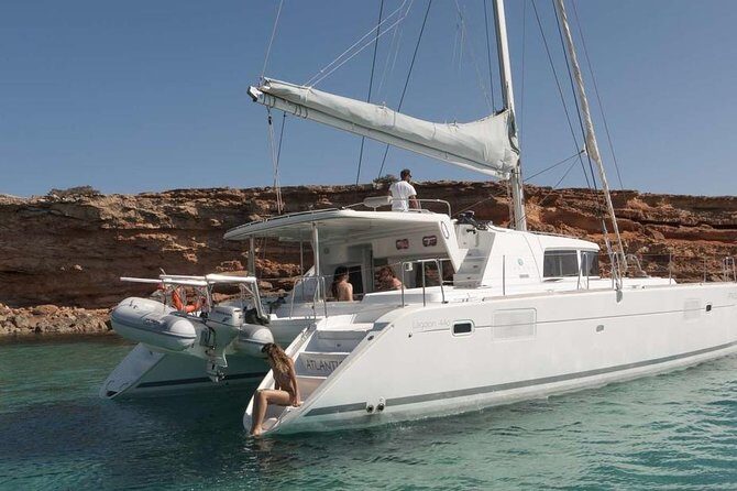 Catamaran cruise in Mykonos with Meal, Drinks & Transport - Comfort, seasickness, and when weather changes the day