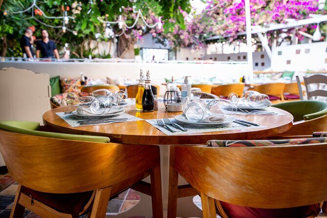 Cultural Odyssey Dance Feast in Mykonos Town - Drinks: ouzo, house wine, and the under-18 rule