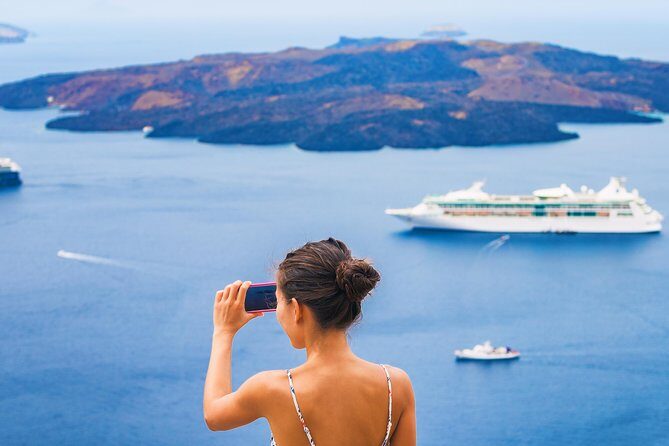 Daily Cruise from Paros to Mykonos - The morning run: pickup at Paros and your Naoussa departure
