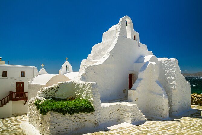 Deluxe Mykonos Tour for Cruise Passengers - The Comfort Factor: Modern Vehicle, Clean Rides, Tight Group Control