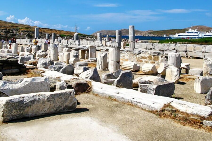 From Mykonos Cruise Port: Delos Guided Tour - First steps on Delos: the route that keeps you oriented