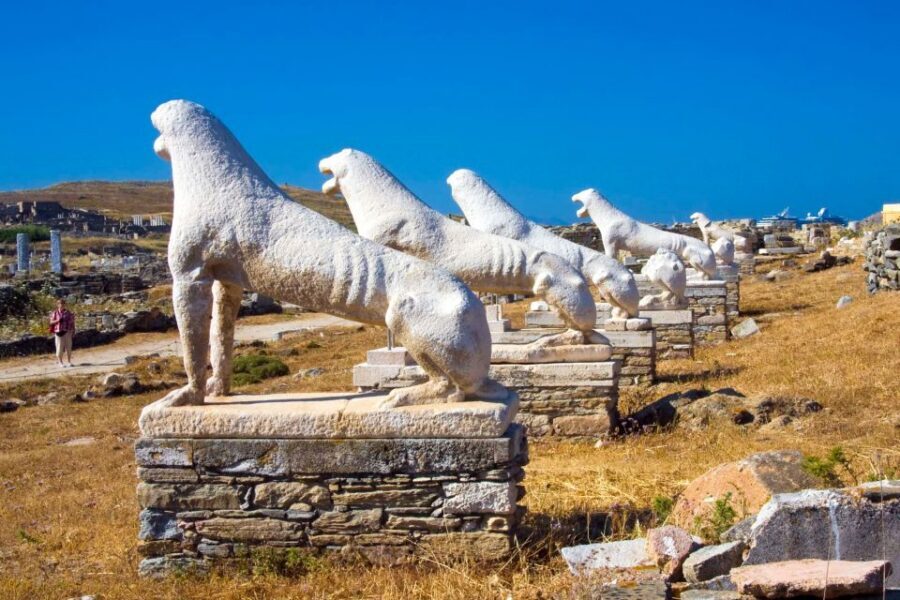 From Mykonos: Delos Archaeological Site Guided Evening Tour - Getting oriented fast: stepping onto Delos’ sacred grid