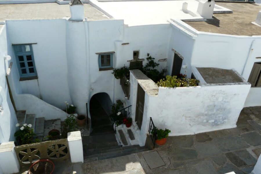 From Mykonos: Full-Day Trip to Tinos Island - Should you book the Mykonos to Tinos full-day trip?