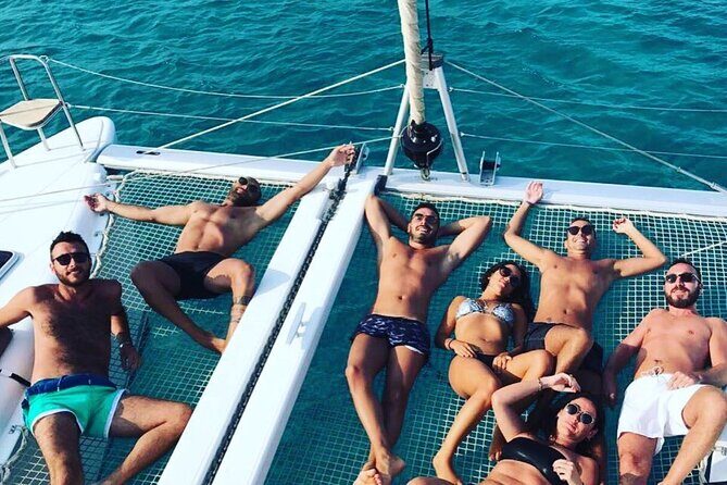 Full Day Discovering Mykonos Delos Renia Tour by Boat - The crew makes the schedule feel easy