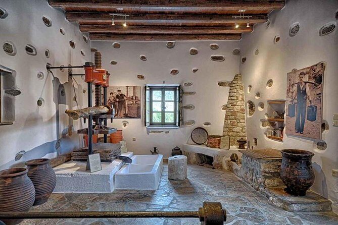 Full-Day Private highlights tour in Naxos island - Sagri and the Temple of Demeter museum stop