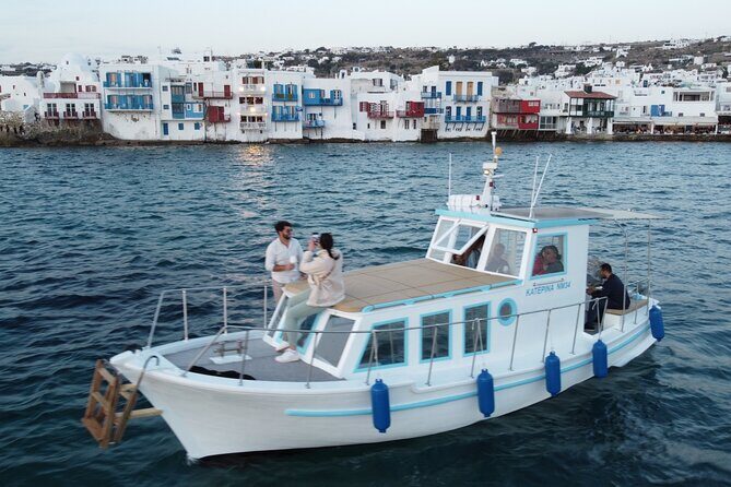 Half-Day Private Cruise with Kaiki around Mykonos - What you’ll get onboard: snacks, fruit, and the easy pacing