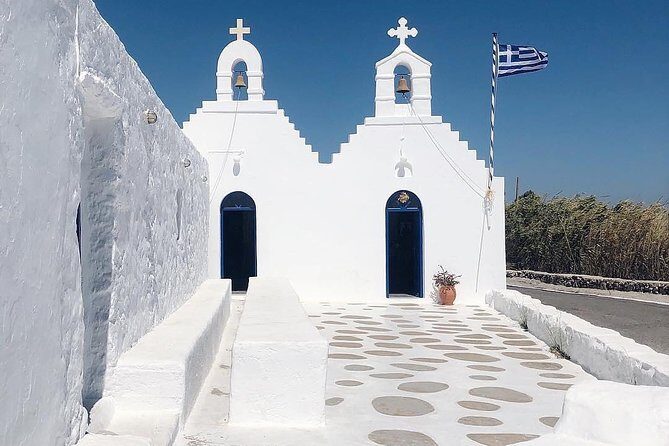 Half-Day Private Guided Tour in Mykonos - Snacks and local food stops that feel connected, not random