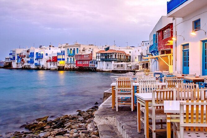 Half-Day Private Guided Tour in Mykonos up to 6 - Mykonos Town walk: white streets, shops, and Petros the pelican