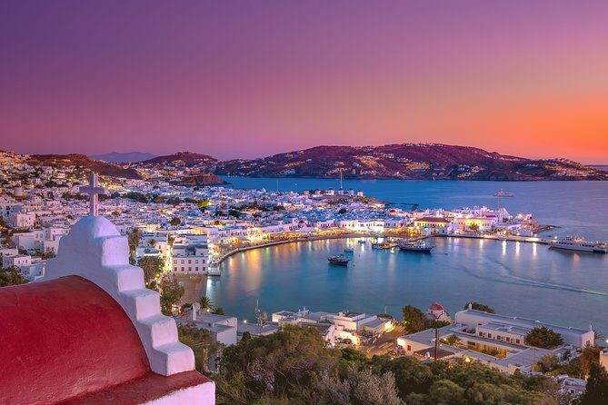 Half-Day Private Guided Tour in Mykonos - Mykonos Town: the lanes, the shopping time, and Petros the pelican