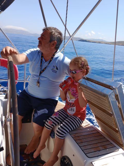 Mykonos: Delos and Rhenia Cruise with Swim and Greek Meal - Rhenia Island: your main swim and snorkel window