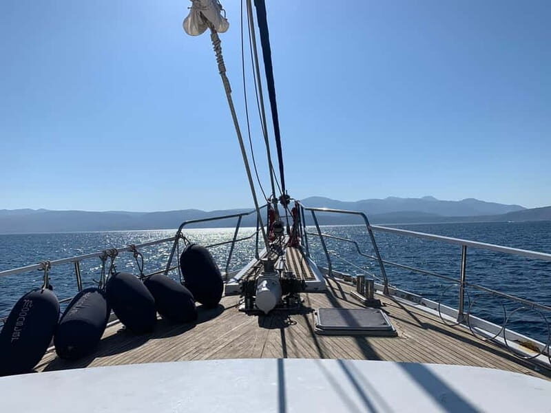 Mykonos: Delos and Rhenia Islands Cruise with BBQ Meal - A Mykonos cruise that trades crowds for clean water and ruins
