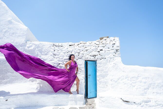 Mykonos Flying Dress Photoshoot - Pose help: where the experience wins (and where expectations can differ)