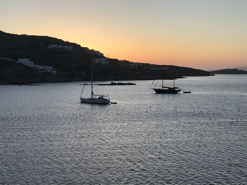 Mykonos: Full-Day Catamaran Cruise with Fresh Lunch - Crew and atmosphere: the difference a good team makes