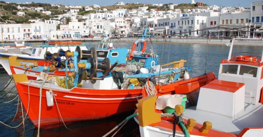 Mykonos: Half-Day City Walking Tour and Island Bus Tour - How the walking tour gets you oriented fast in Mykonos Town