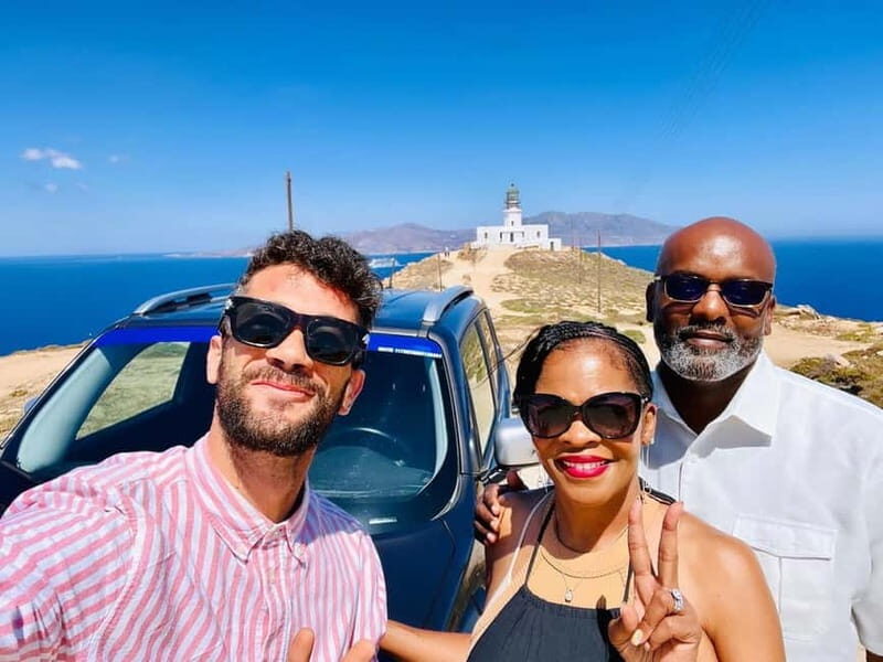 Mykonos: Private Island Tour with local guide -Jeep Renegade - The north-coast route: beaches and viewpoints in a smart sequence