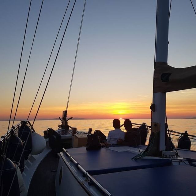 Mykonos: Sunset Boat Trip with Snacks and Drinks - Snacks, drinks, and the small onboard comforts that matter