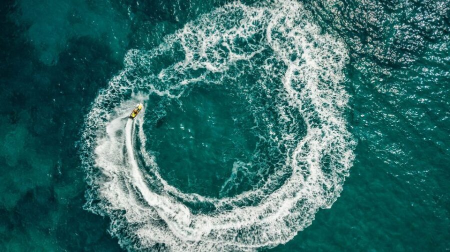 Mykonos: Super Paradise Beach Jet Ski, Canoe, & SUP Rental - Super Paradise Beach: why this bay works for rentals