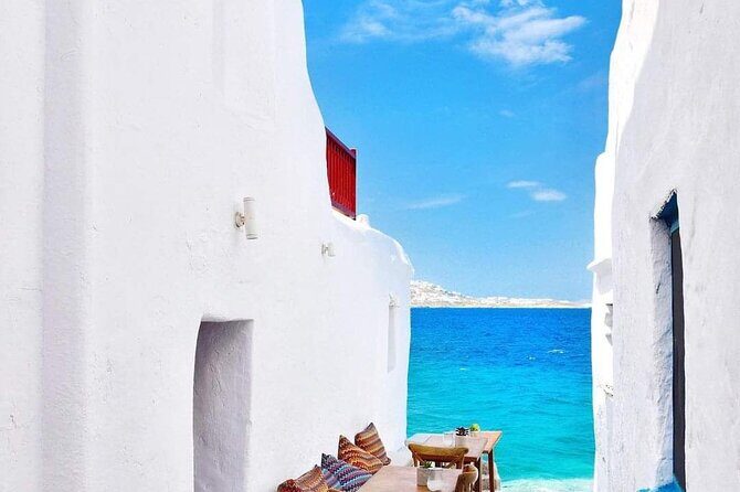 Mykonos tour: Private highlights Tour with a Local - Key highlights to look for