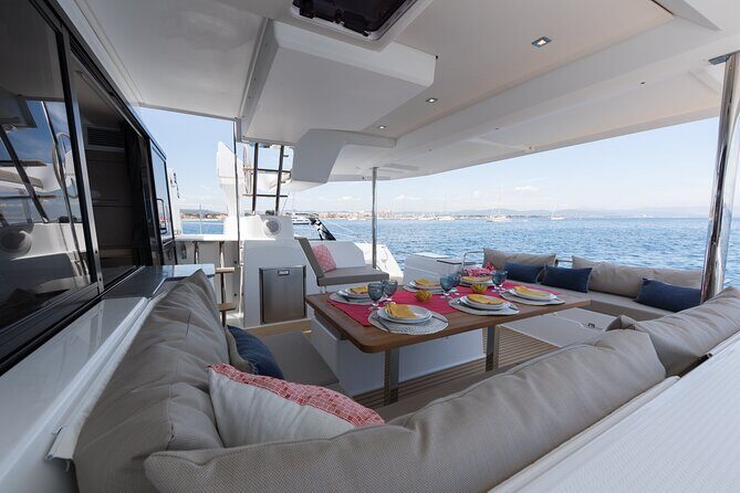 Private 5-Hour Cruise on Brand-New Luxury Catamaran in Mykonos - Lunch at sea: why the 3-course meal matters