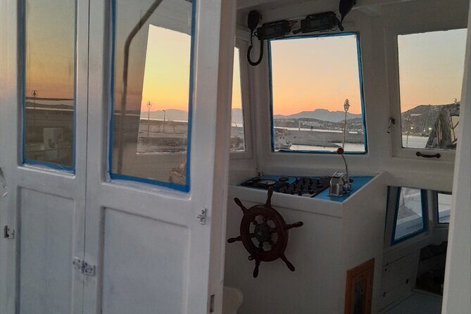Private Cruise with Handmade Antique Boat around Mykonos-Full Day - The day in time: how the 6–7 hours usually feels