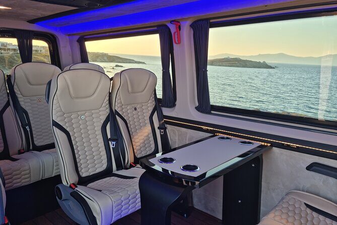 Private Luxury Transfer up to 11 Passengers - Communication and the little details that prevent headaches