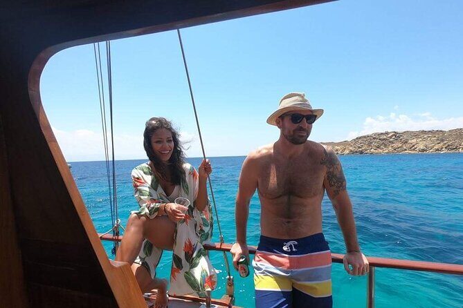 Shared Mykonos Sail Cruise to Delos and Rhenia Islands - The Yacht Experience: Deck Time, Wi‑Fi, and Barefoot Policy