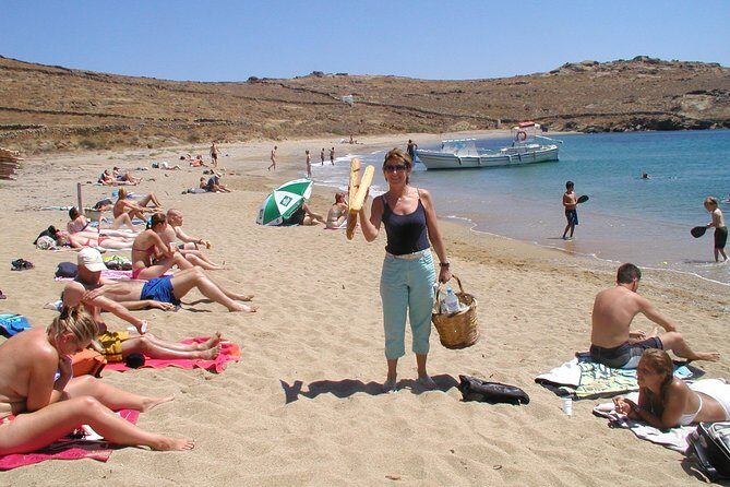 South Coast Cruise - Snacks, wine, ouzo, and water: how the included drinks shape the day