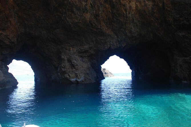 South Coast Cruise - Stop 1: Frangias Beach (the relaxed start with snacks and ouzo)