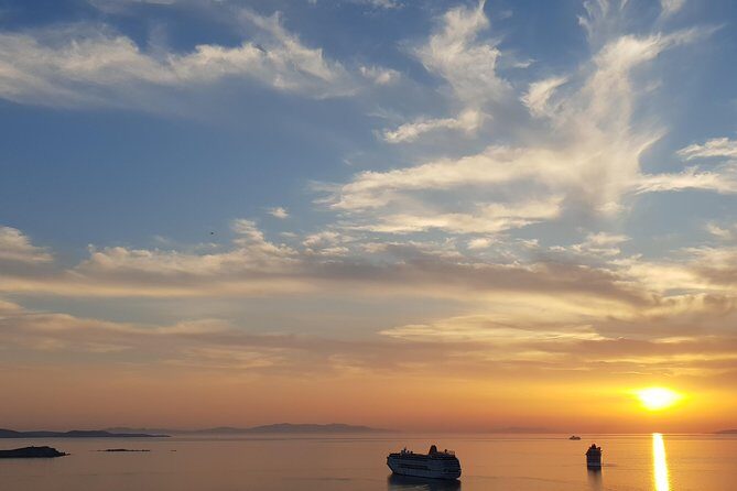 Sunset cruise to Rhenia& Little Venice with transfer - Price and value: what $144.18 buys you in the real world