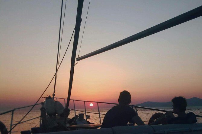 Sunset South Coast Sail Cruise with lunch,drinks, optional transfer - Lunch, coffee/tea, and the drinks situation (what’s included vs extra)